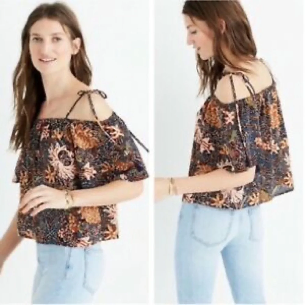 Madewell silk cold shoulder sea floral top. - Picture 3 of 6